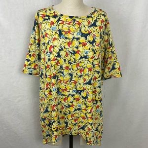 Lularoe Top Irma Winnie The Pooh - Disney - NWT - S